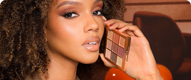 Eye-Catching Focus | Eye Makeup Trends and Influencer Marketing Strategies